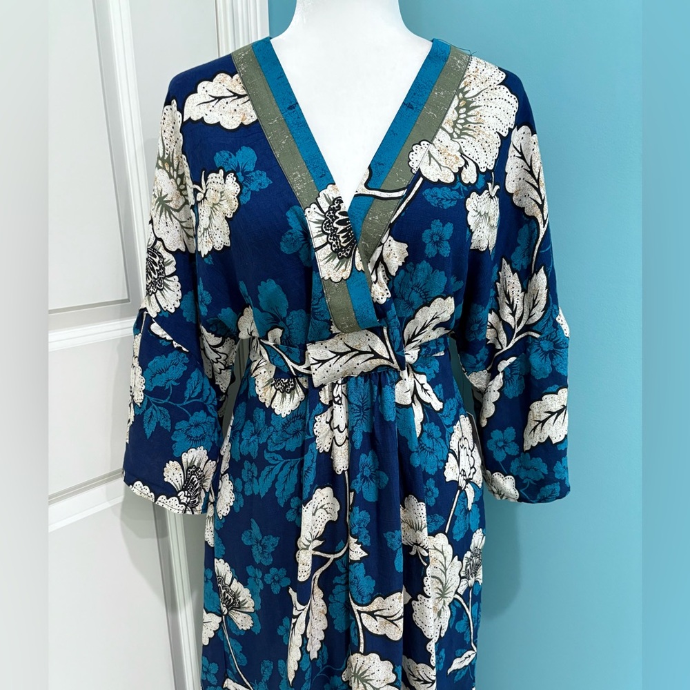 NWT Teal Blue & White Floral Kimono Long Sleeve Dress, sofia vergara, US Sz L